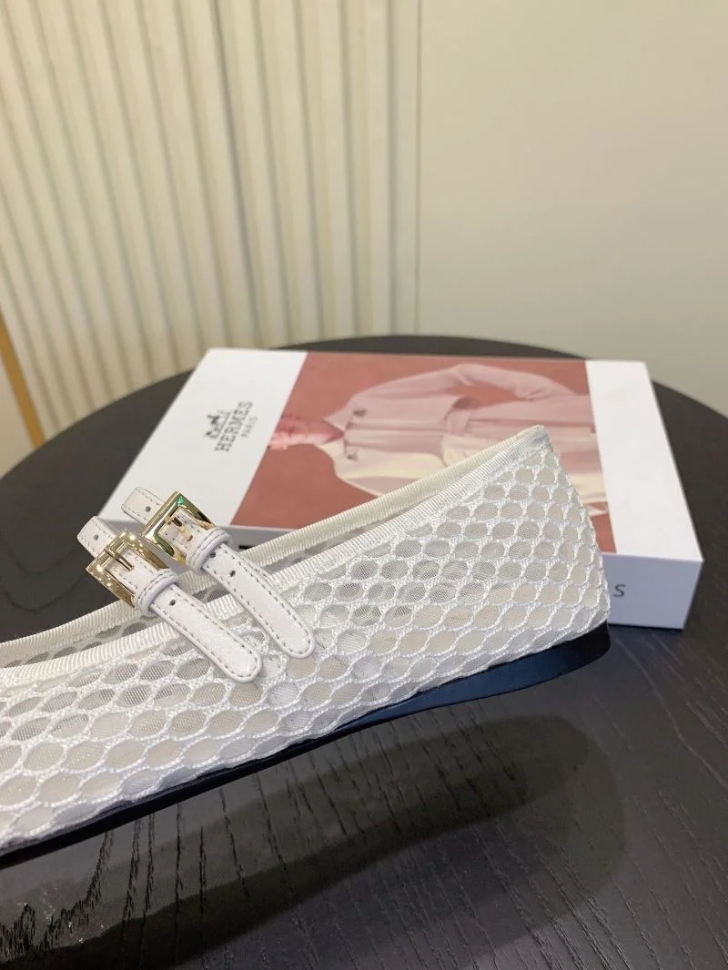 Prada Low Shoes Popular 34124