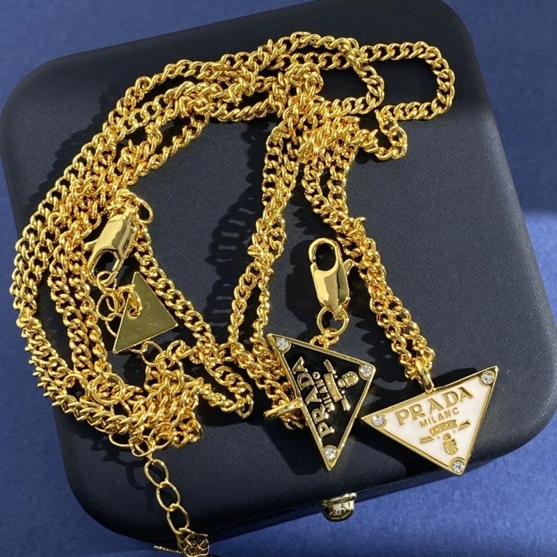 Prada Necklaces Lightweight 211085