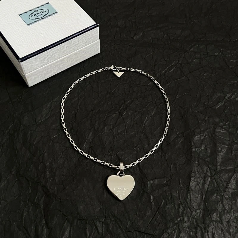 MoistureWicking Prada Necklaces 209666