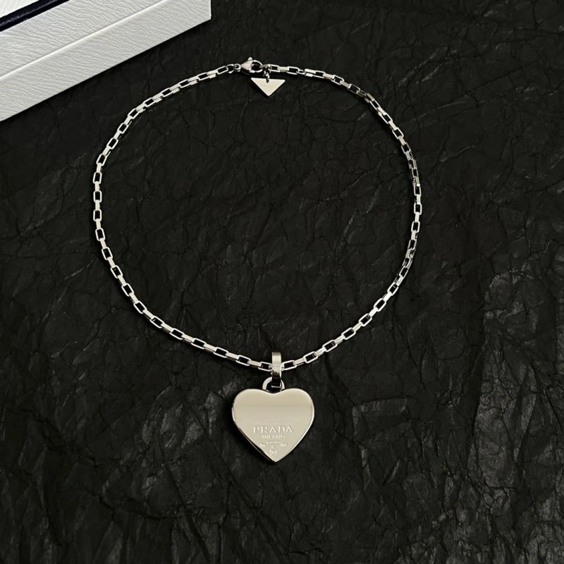 MoistureWicking Prada Necklaces 209666