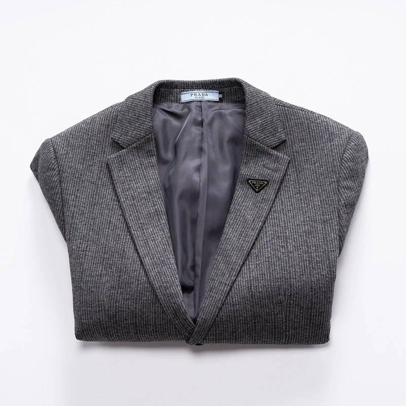 HighPerformance Prada Outwear 166747