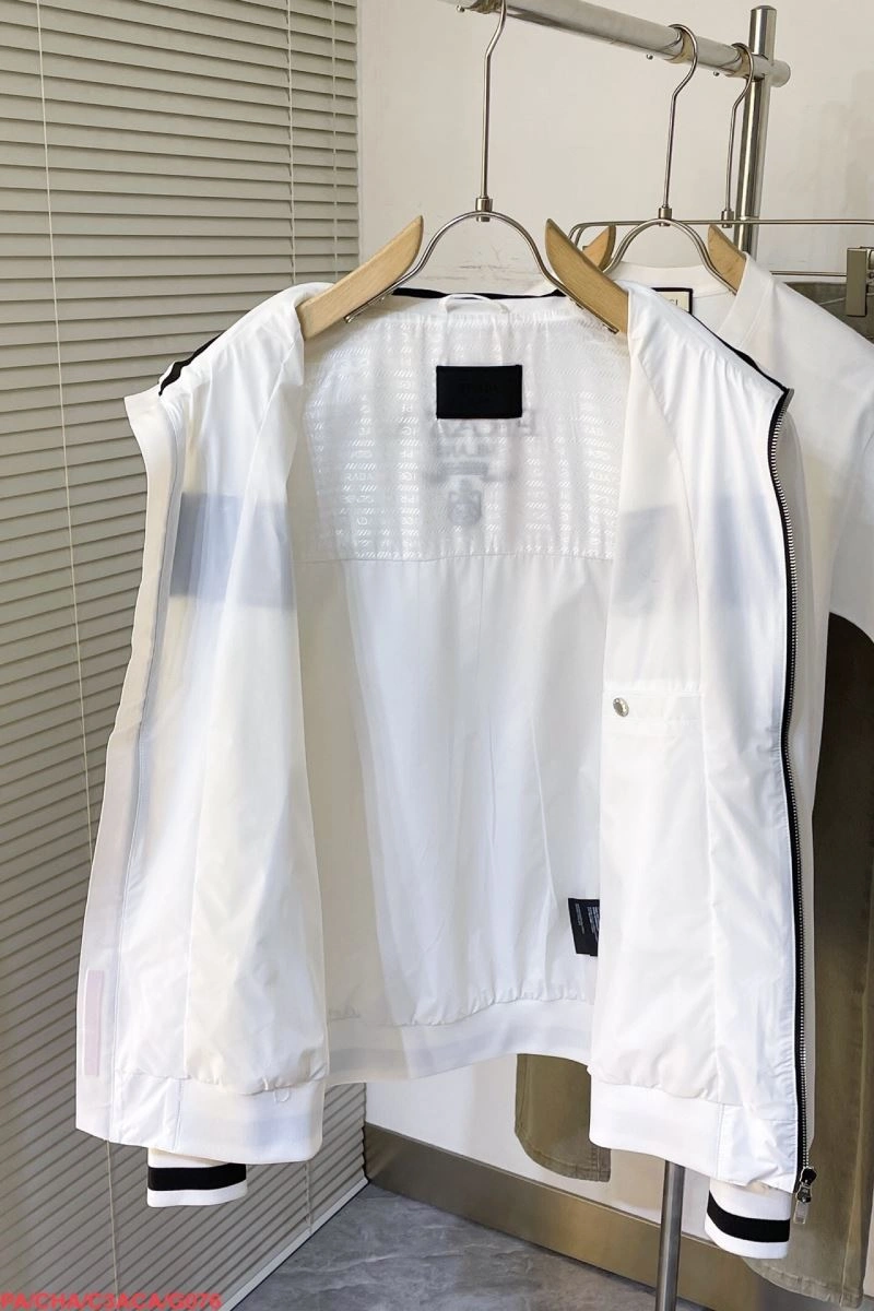 SunProtective Prada Outwear 171702