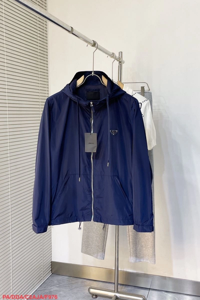 Breathable Prada Outwear 171701