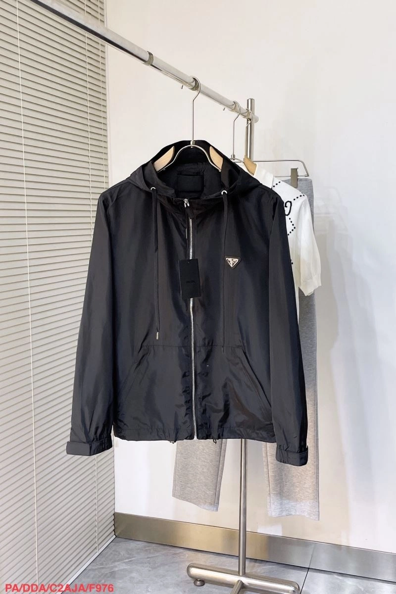 Breathable Prada Outwear 171701