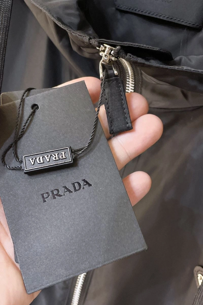 Breathable Prada Outwear 171701