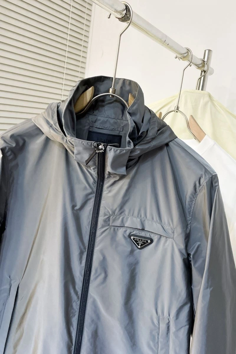 Cozy Prada Outwear 171700