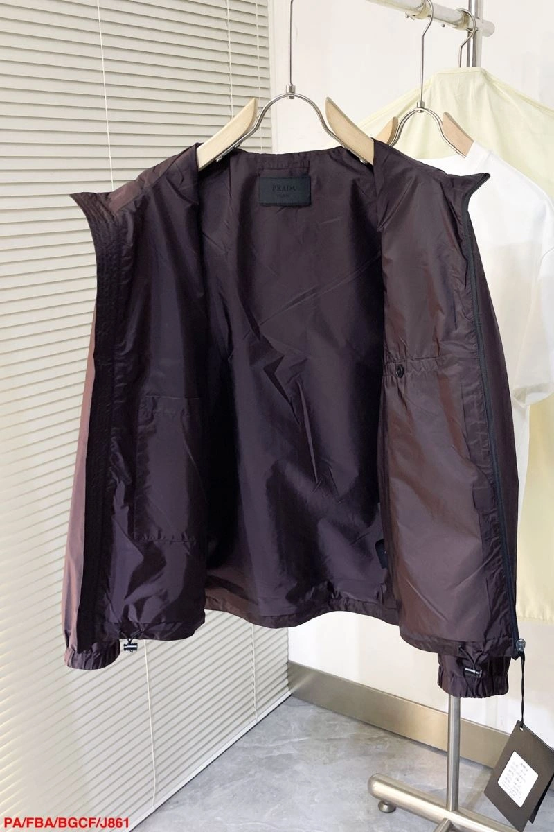 Prada Outwear Sophisticated 171695