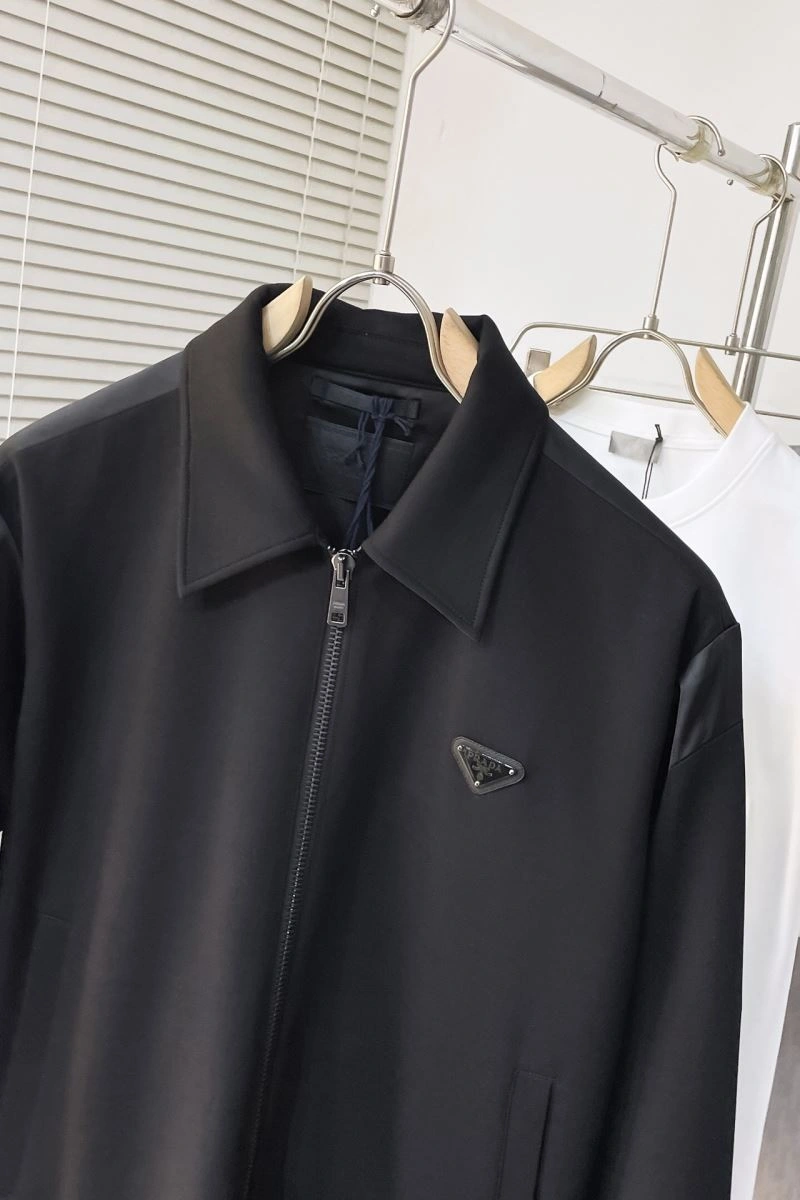 Prada Outwear Sophisticated 171684