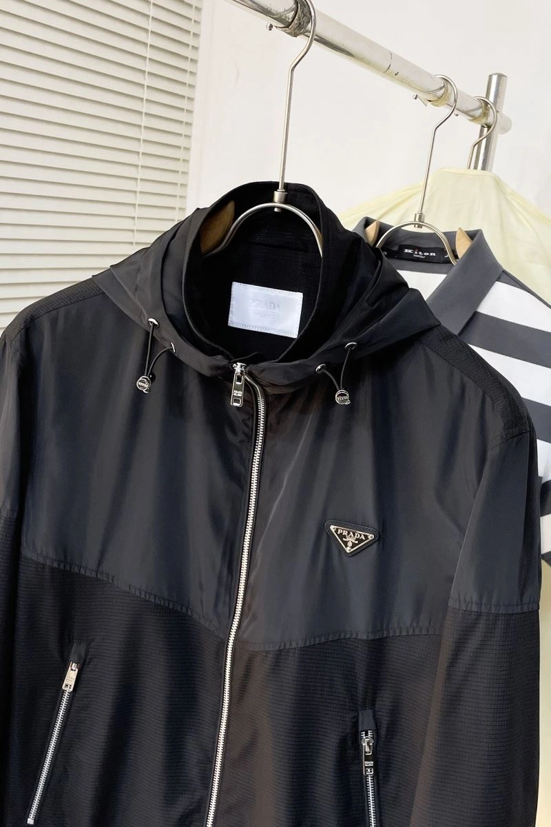 Prada Outwear Breathable 171681