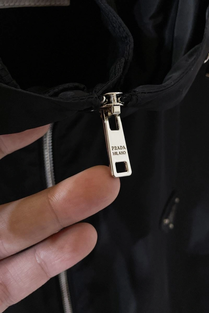 Prada Outwear Breathable 171681