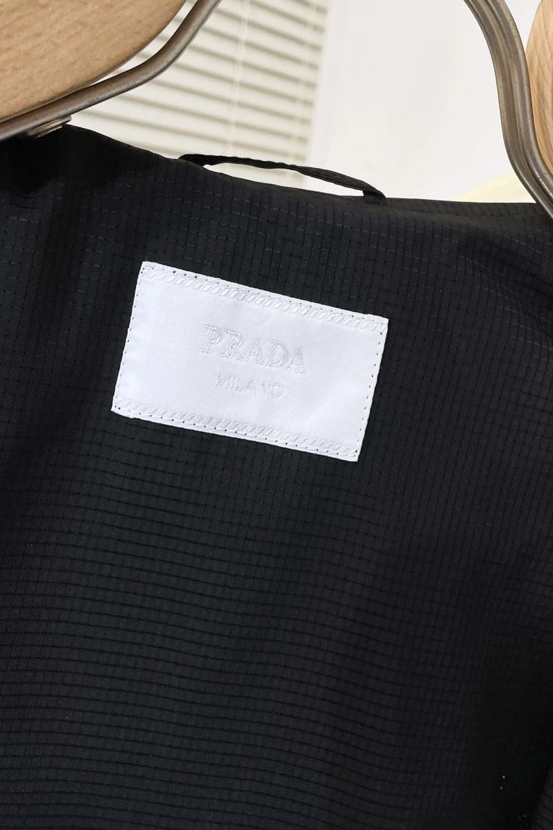 Prada Outwear Breathable 171681