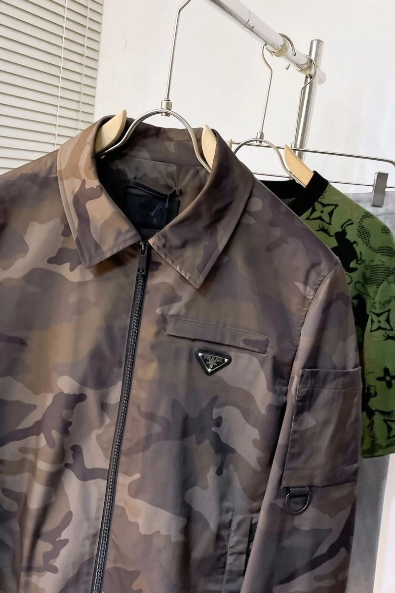 Minimalist Prada Outwear 171730