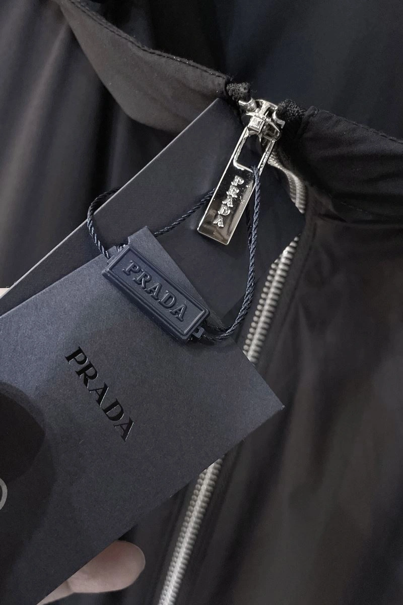 Prada Outwear Lightweight 171674