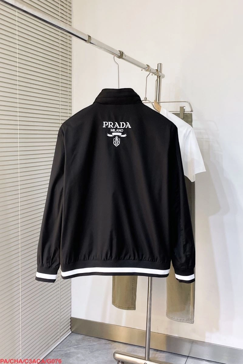 Casual Prada Outwear 171673