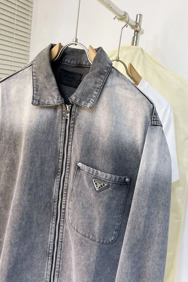 Sleek Prada Outwear 171670