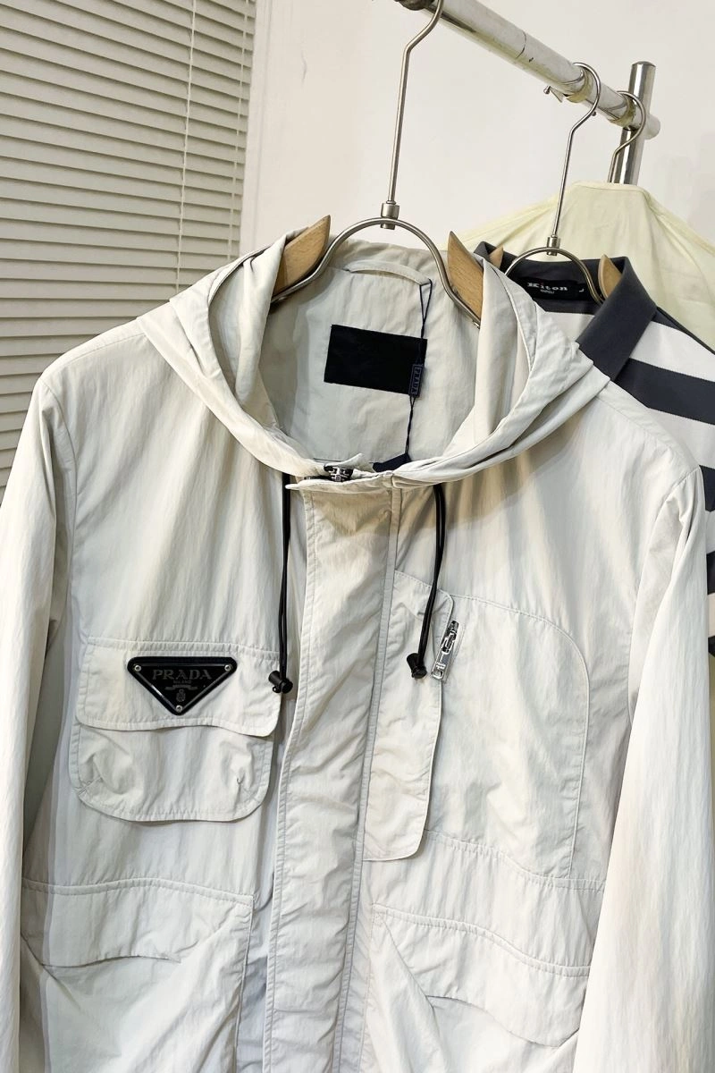 NewStyle Prada Outwear 171671