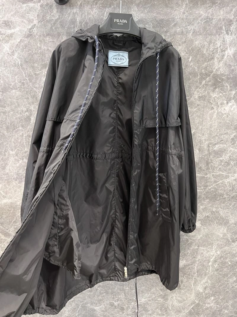 WrinkleFree Prada Outwear 171661