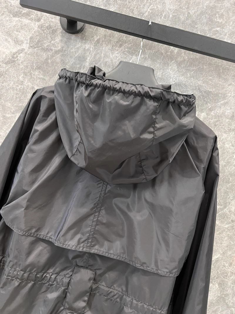 WrinkleFree Prada Outwear 171661