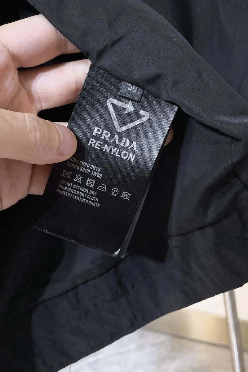 Prada Outwear Unisex 171689