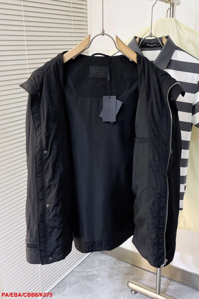 Prada Outwear Unisex 171689