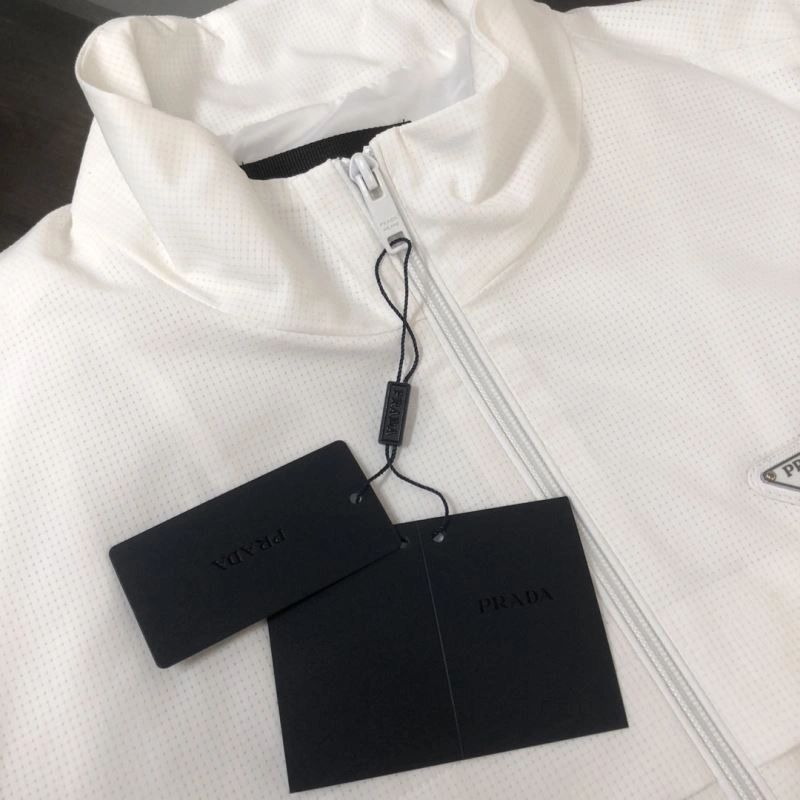 Trendsetting Prada Outwear 171660