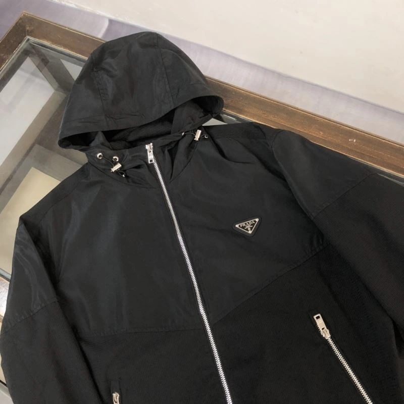 Prada Outwear ComfortFit 171682