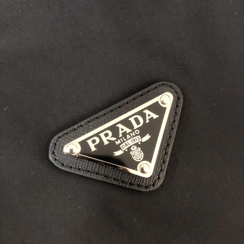Prada Outwear ComfortFit 171682