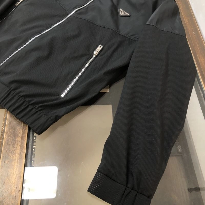 Prada Outwear ComfortFit 171682