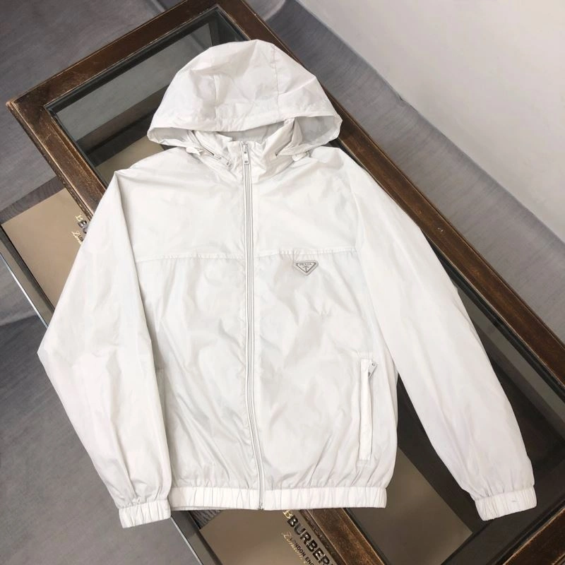 Prada Outwear Chic 171656