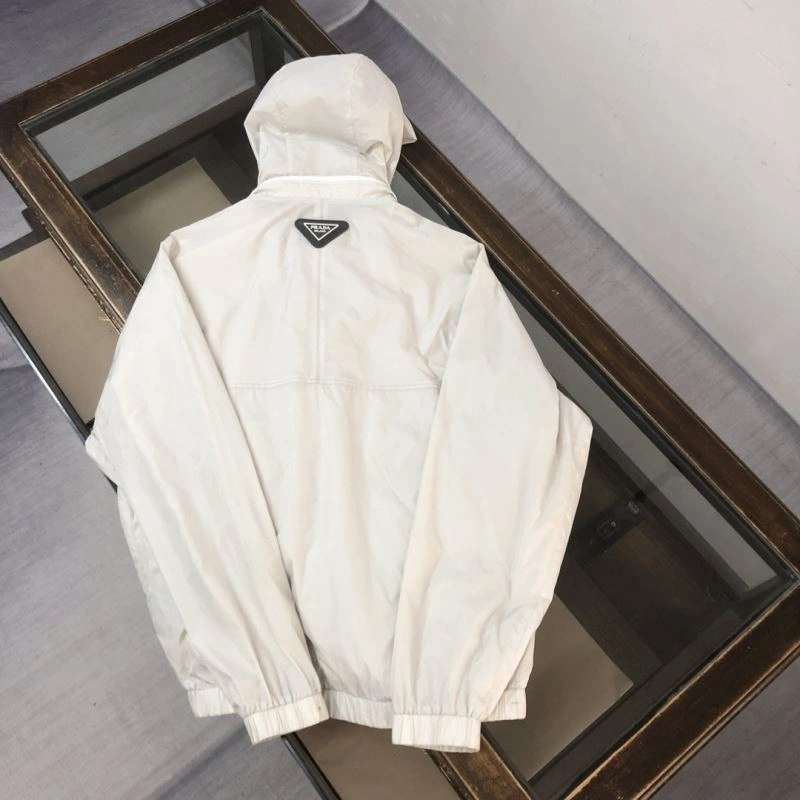 Prada Outwear Chic 171656