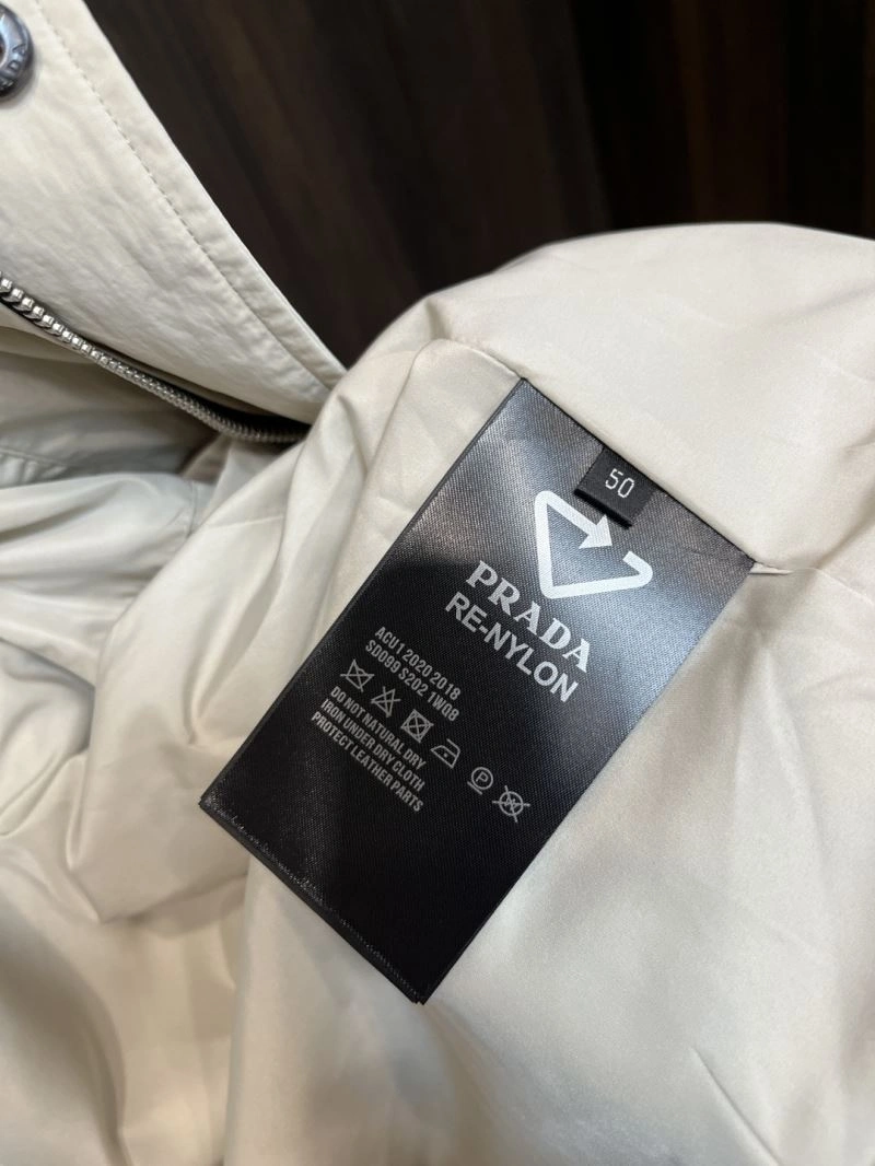 Comfortable Prada Outwear 171683