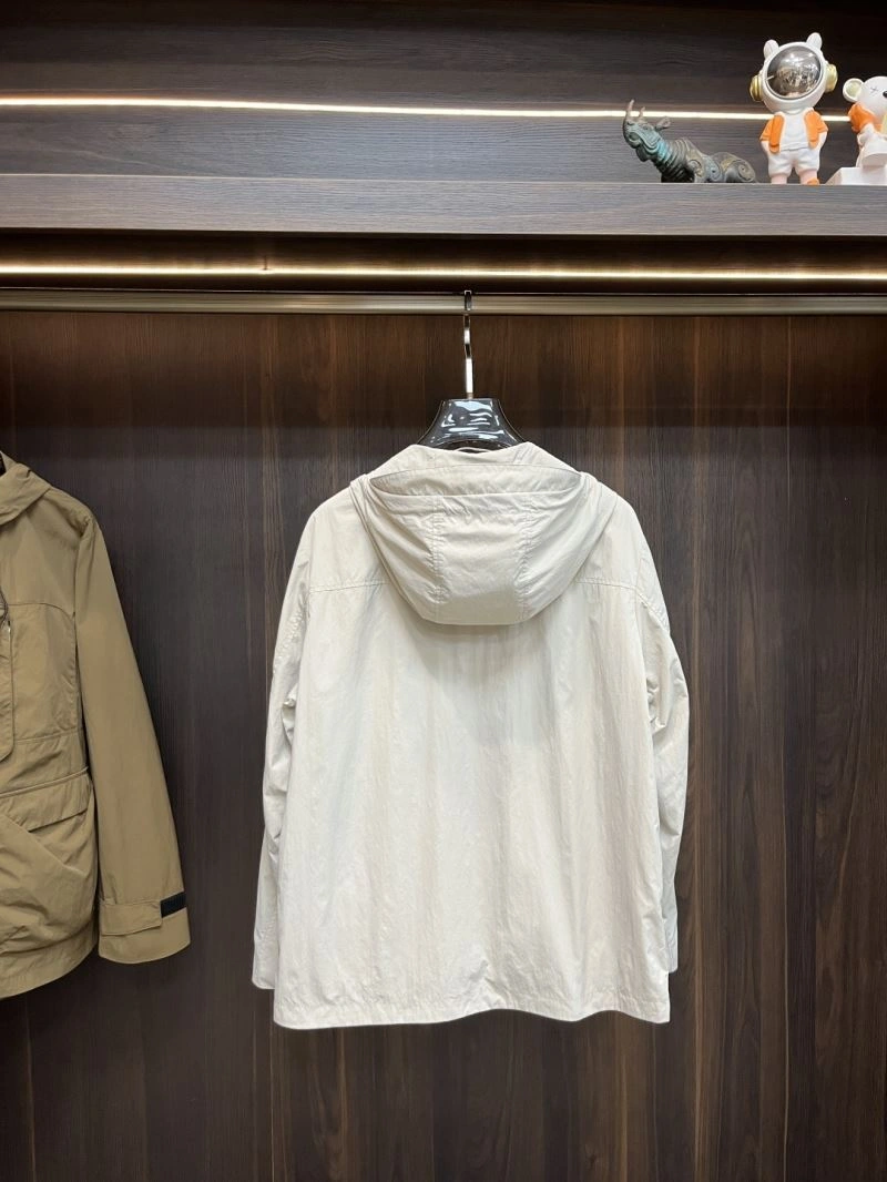 Comfortable Prada Outwear 171683