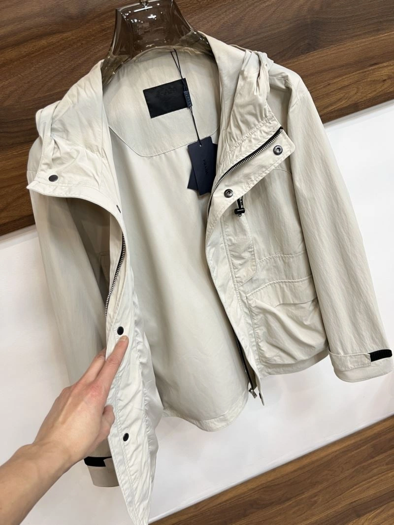 TimelessDesign Prada Outwear 171637