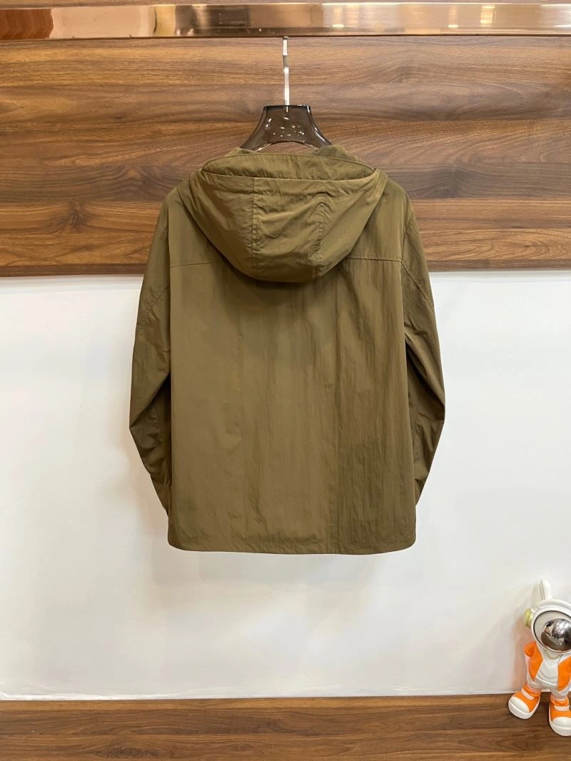 Prada Outwear Durable 171638