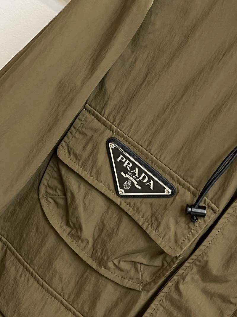 Prada Outwear Durable 171638