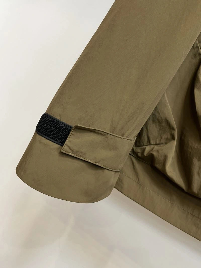 Prada Outwear Durable 171638