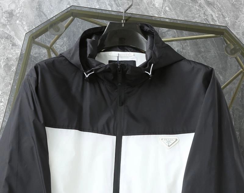 SmartChoice Prada Outwear 171634