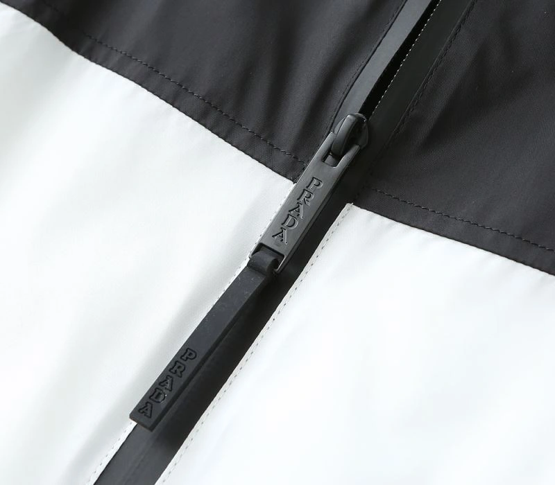 SmartChoice Prada Outwear 171634