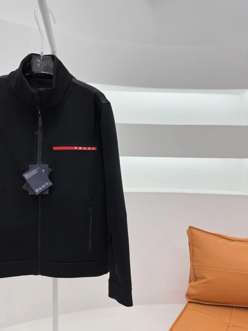 Casual Prada Outwear 171609