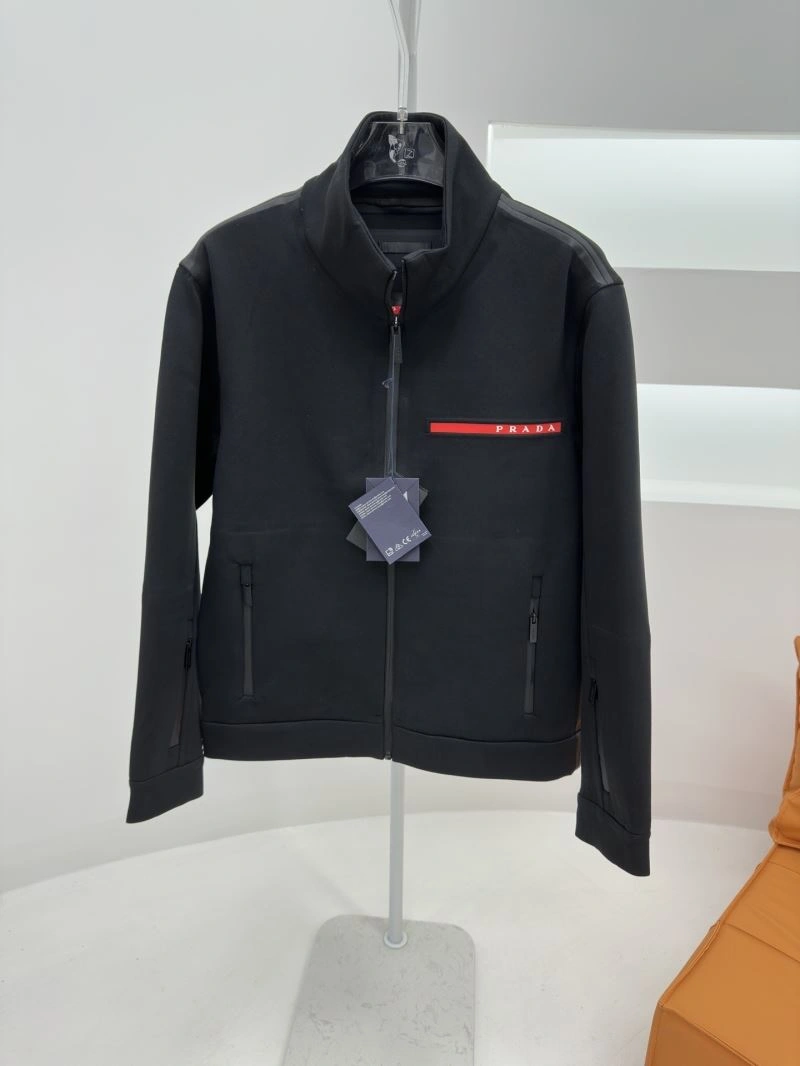 Casual Prada Outwear 171609