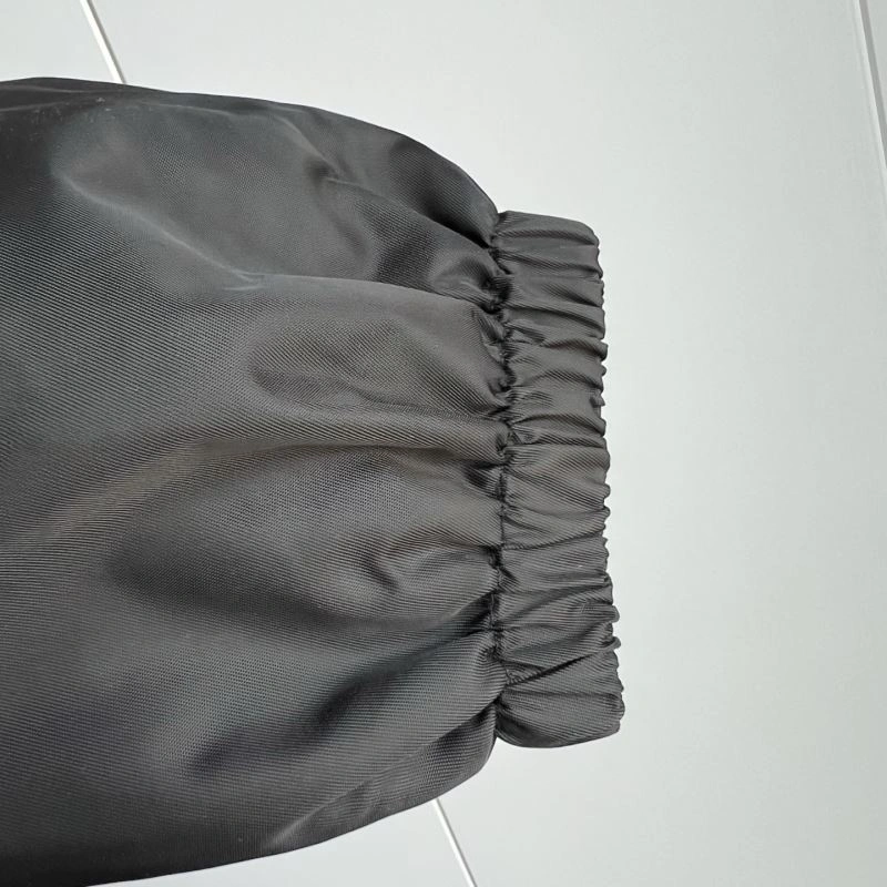 Premium Prada Outwear 171606