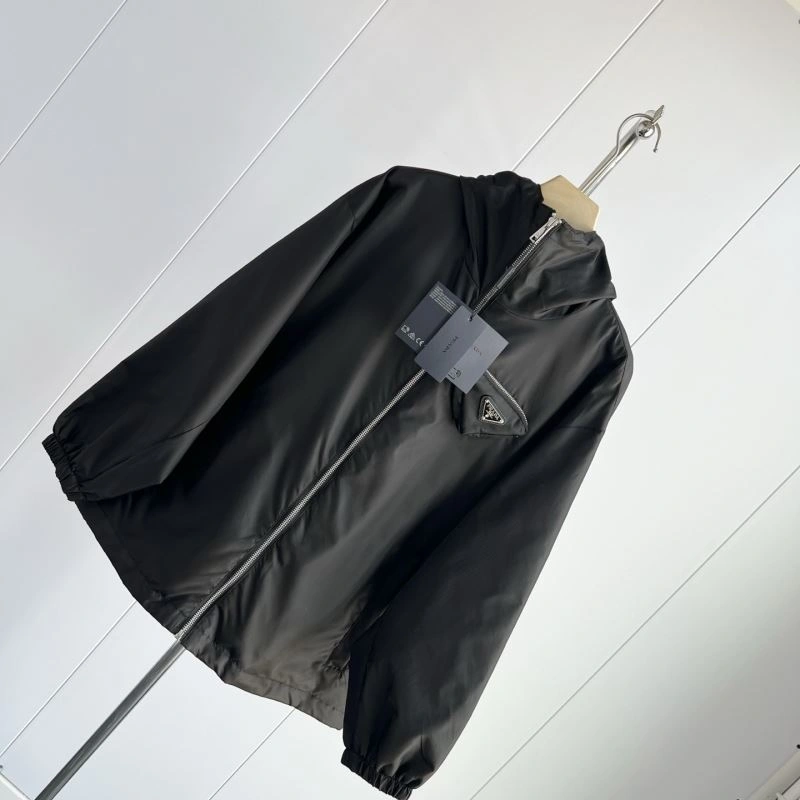 Premium Prada Outwear 171606