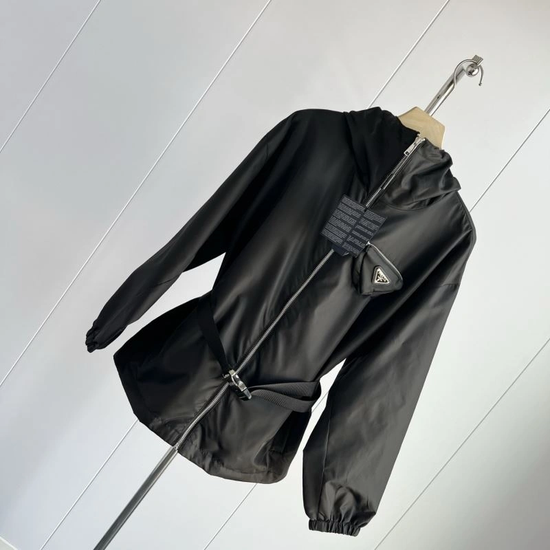 Premium Prada Outwear 171606