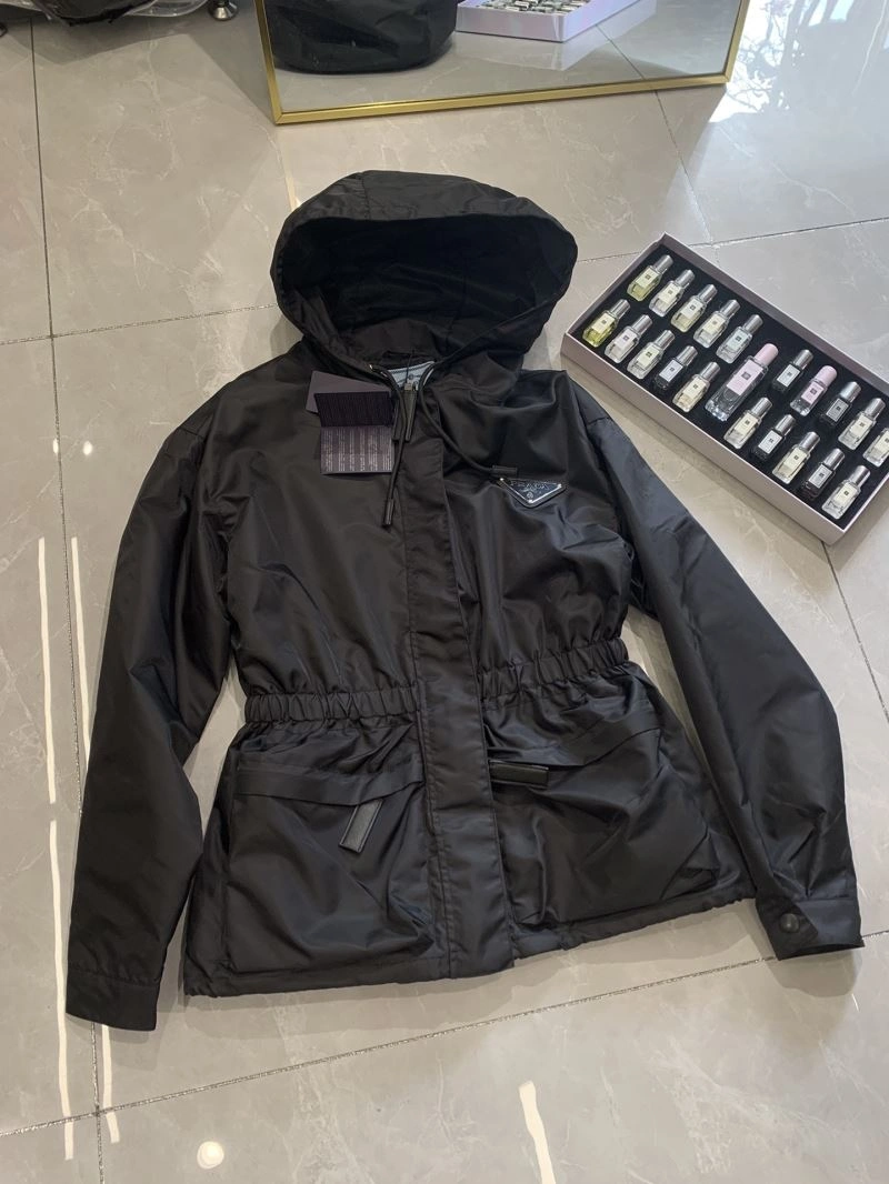 Efficient Prada Outwear 171599
