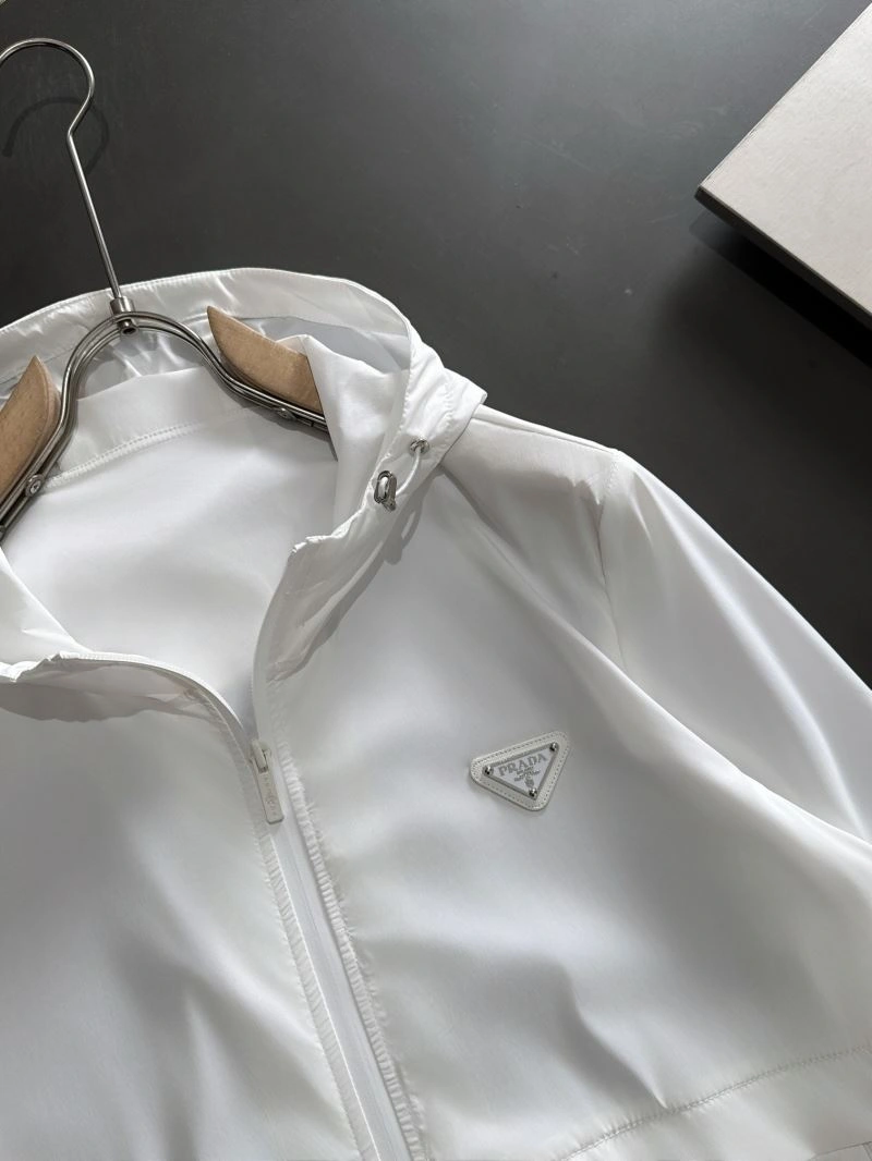 TimelessDesign Prada Outwear 171088