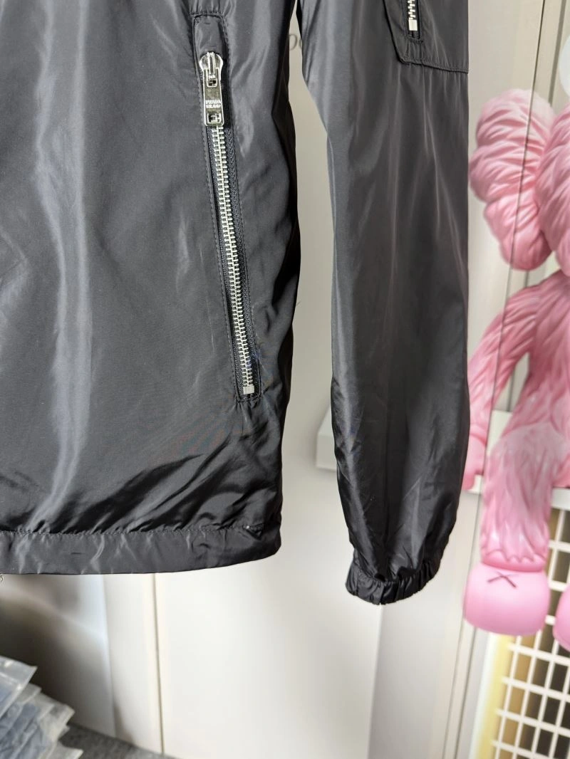 Prada Outwear Seasonal 171085