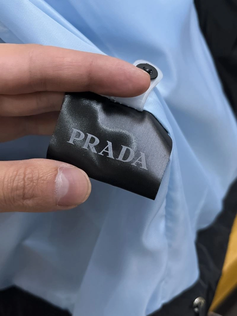 Prada Outwear OdorResistant 171117