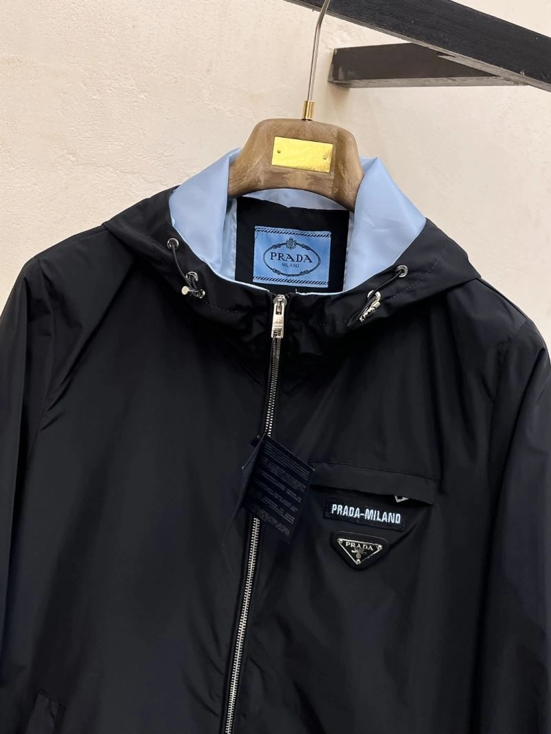 Prada Outwear OdorResistant 171117