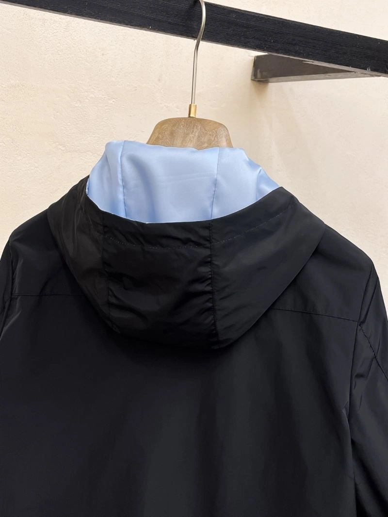 Prada Outwear OdorResistant 171117
