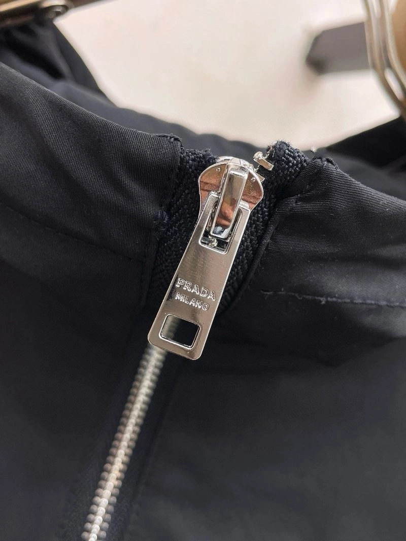 DailyWear Prada Outwear 171071